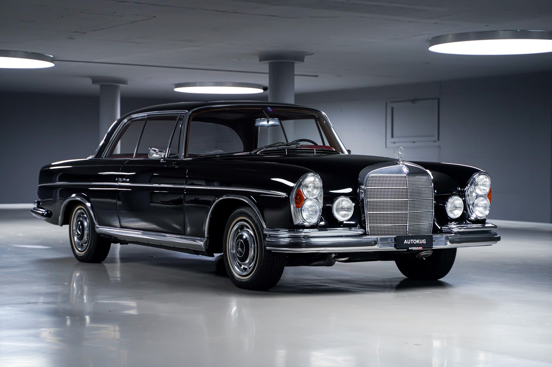 Mercedes-Benz 300 3