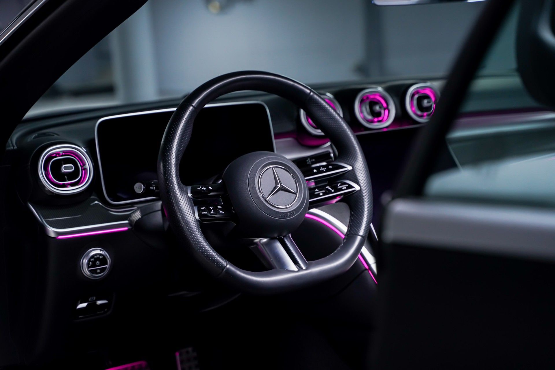 Mercedes-Benz CLE 300 11