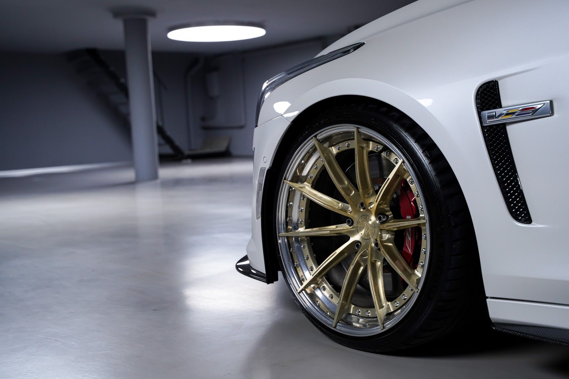 Cadillac CTS 12