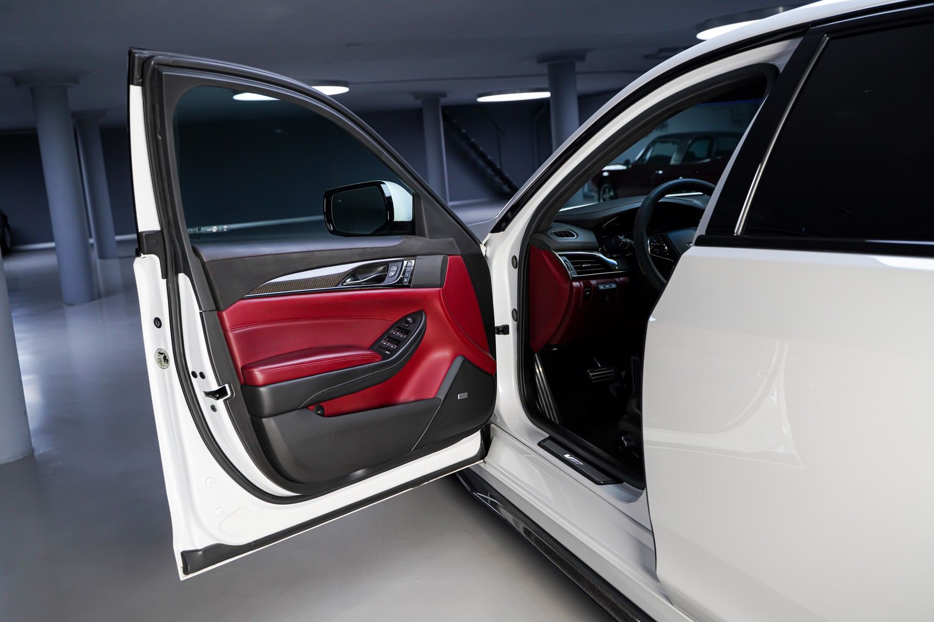 Cadillac CTS 13