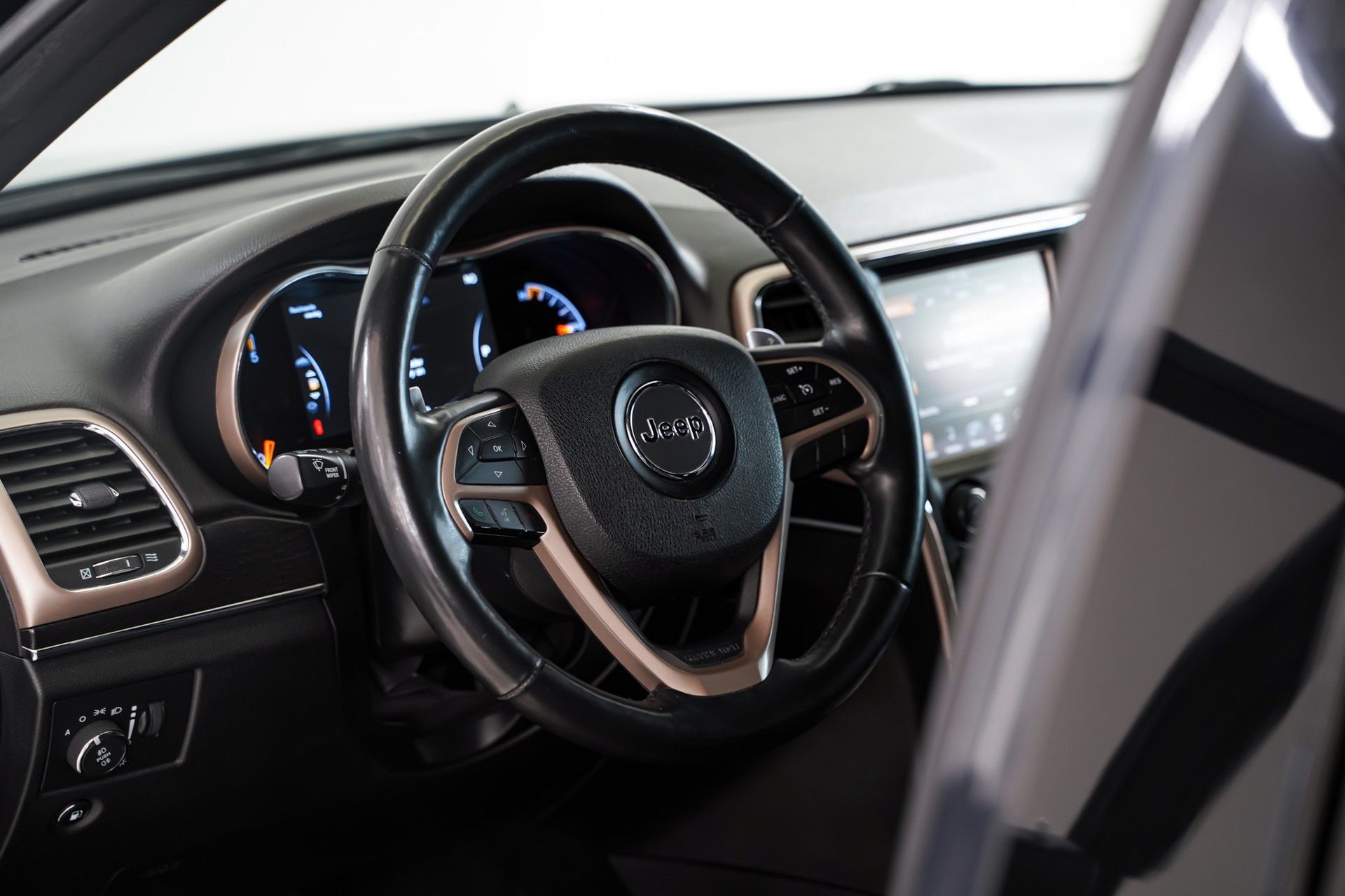 Jeep Grand Cherokee 9