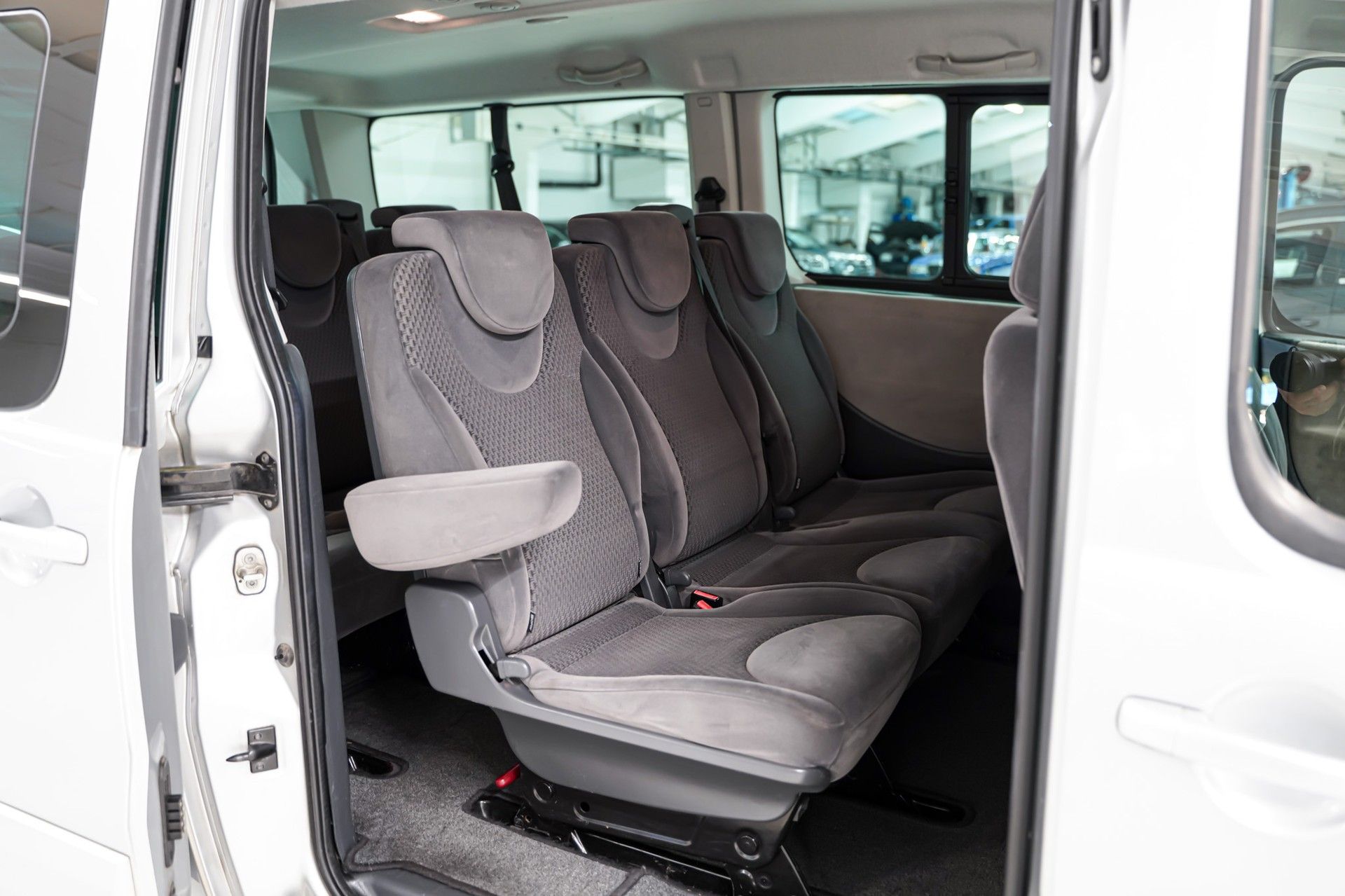 Peugeot EXPERT 11