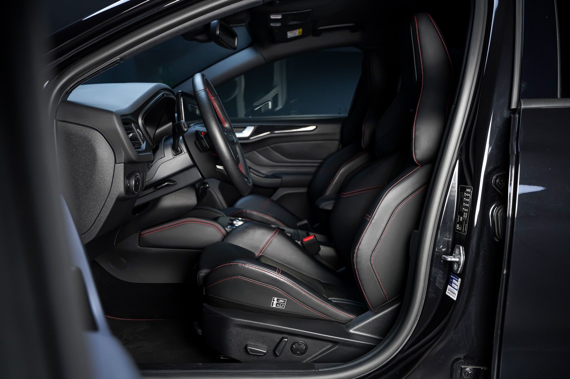 Ford FOCUS 12