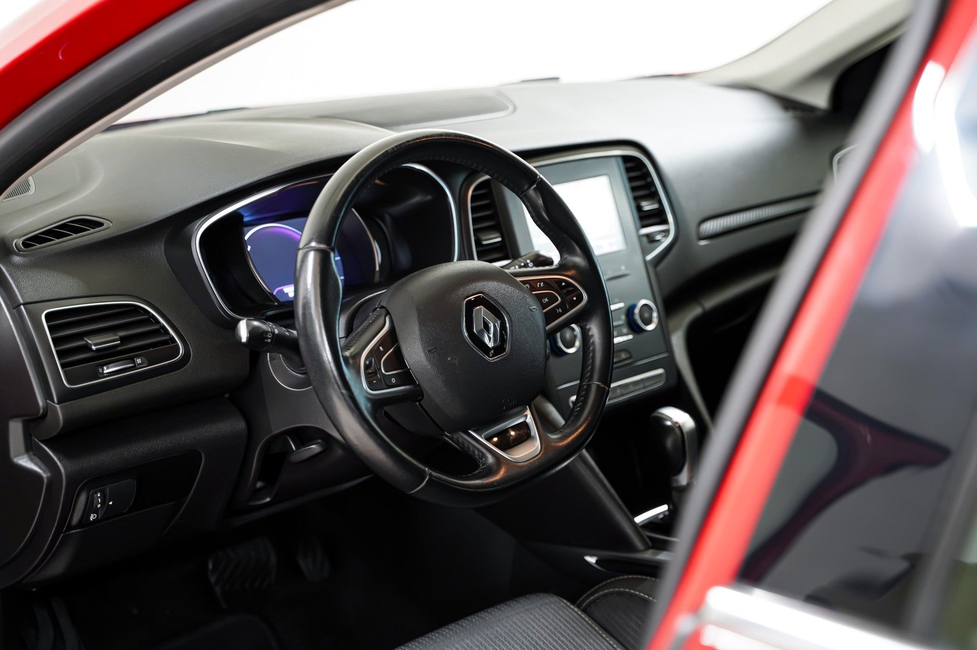 Renault MEGANE 9