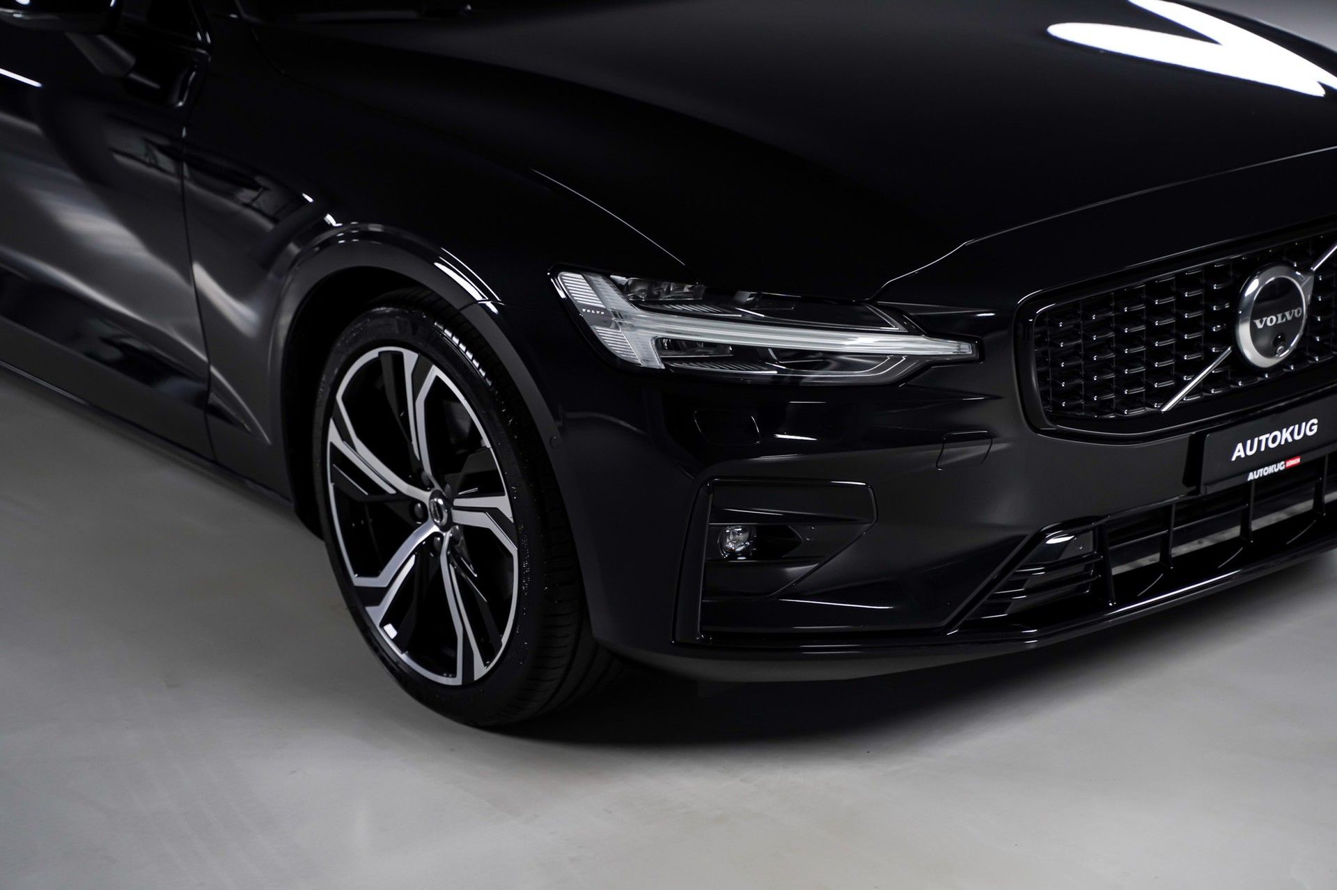Volvo V60 4