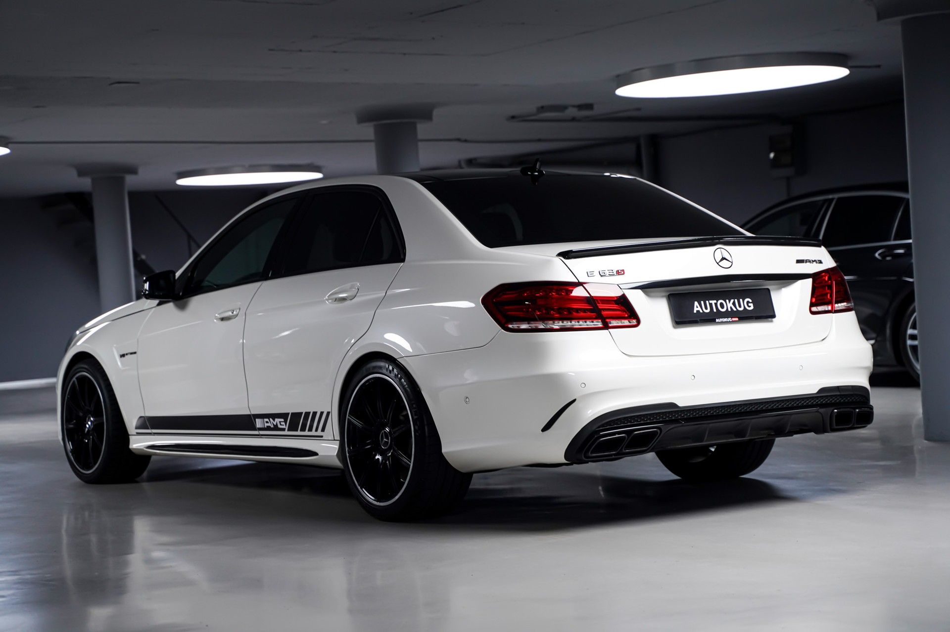 Mercedes-Benz E 63 AMG 7