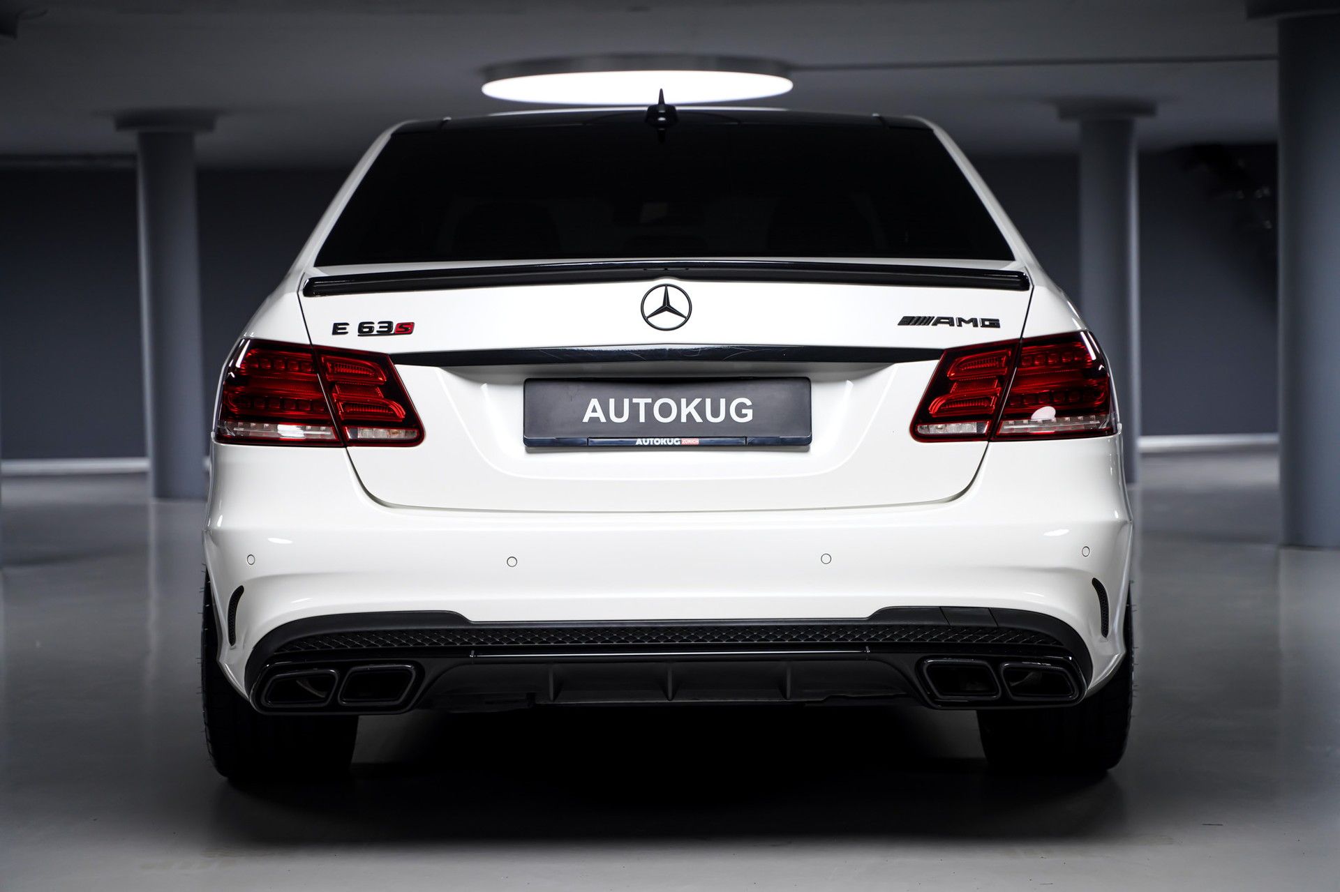 Mercedes-Benz E 63 AMG 6