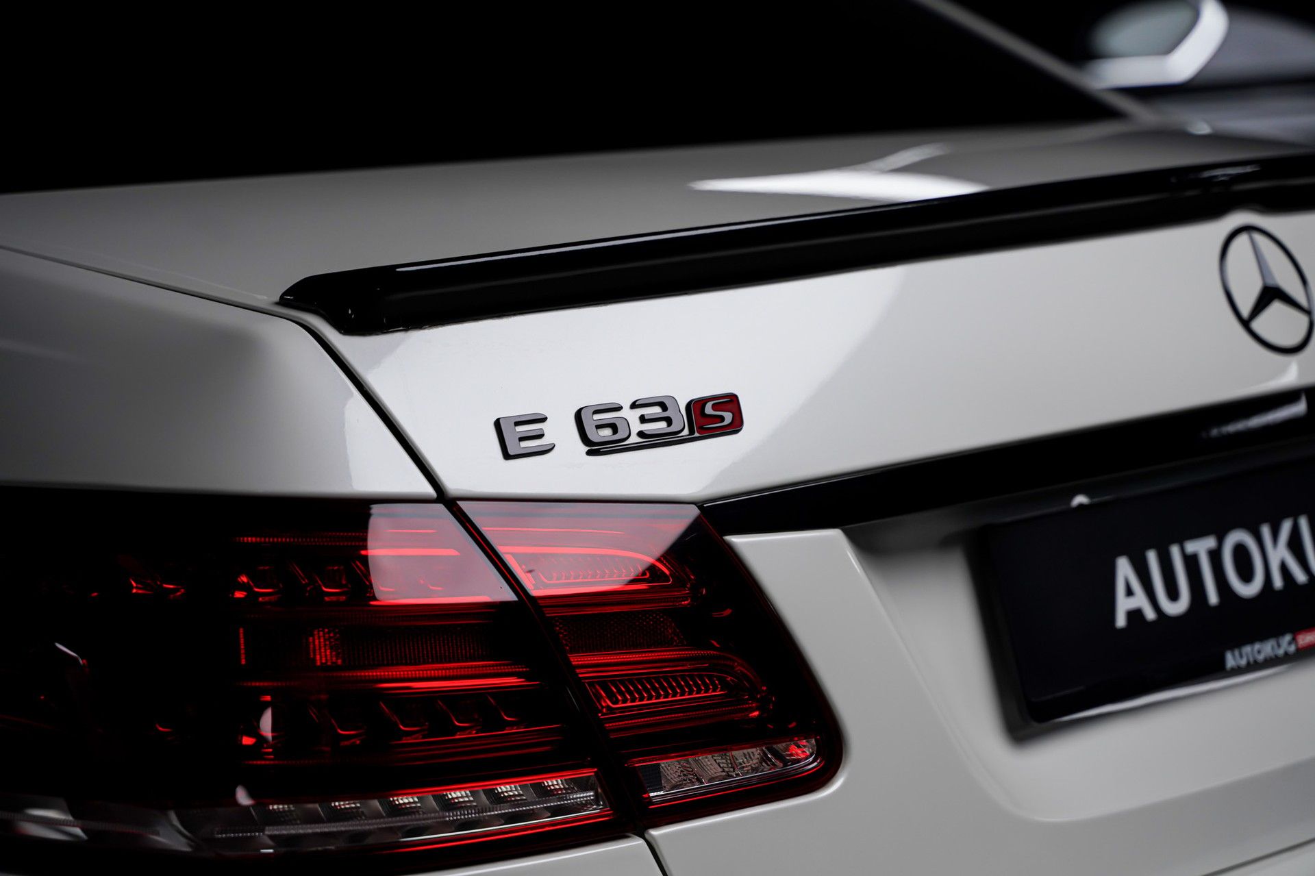 Mercedes-Benz E 63 AMG 9