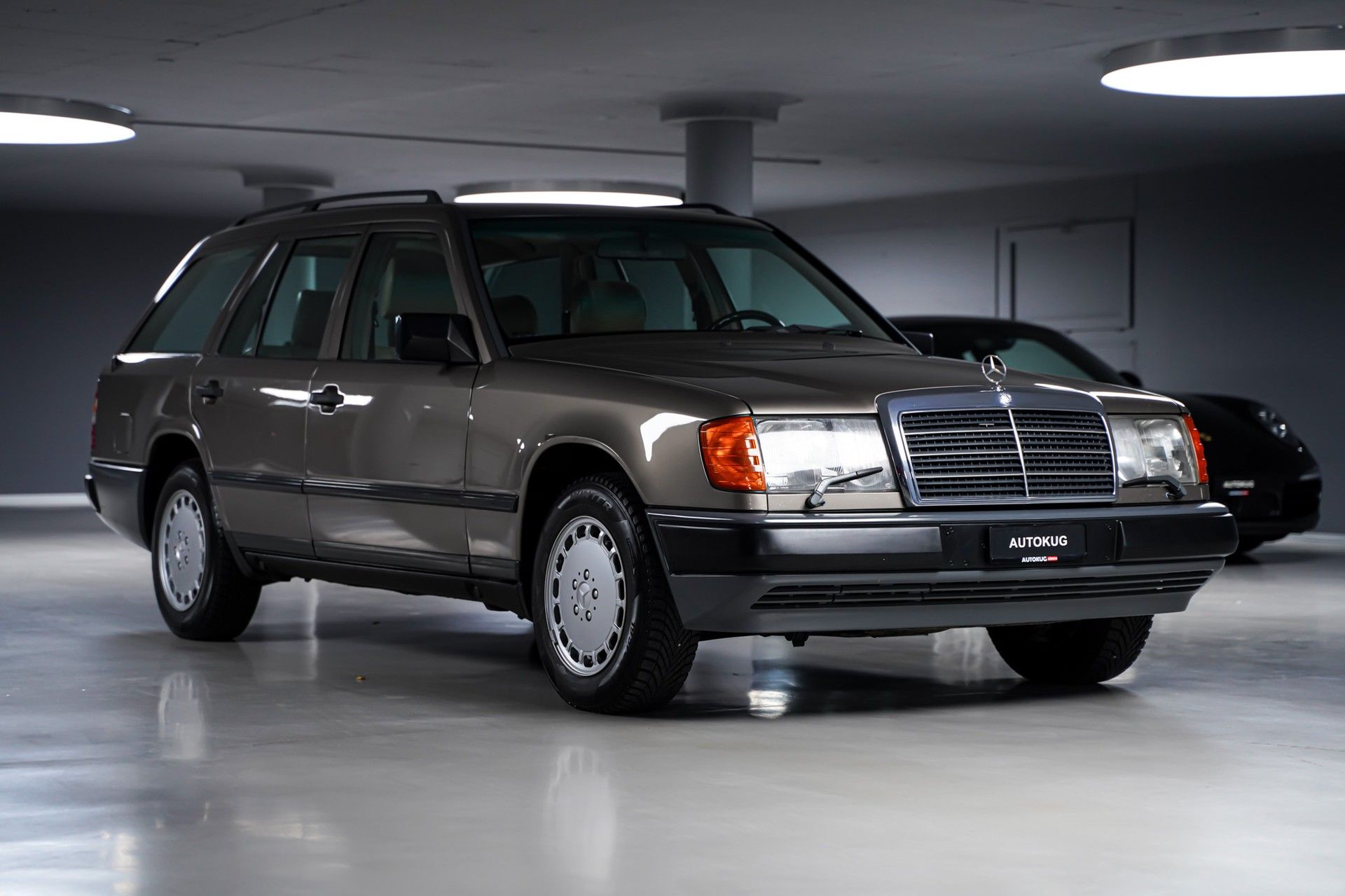 Mercedes-Benz 300 3