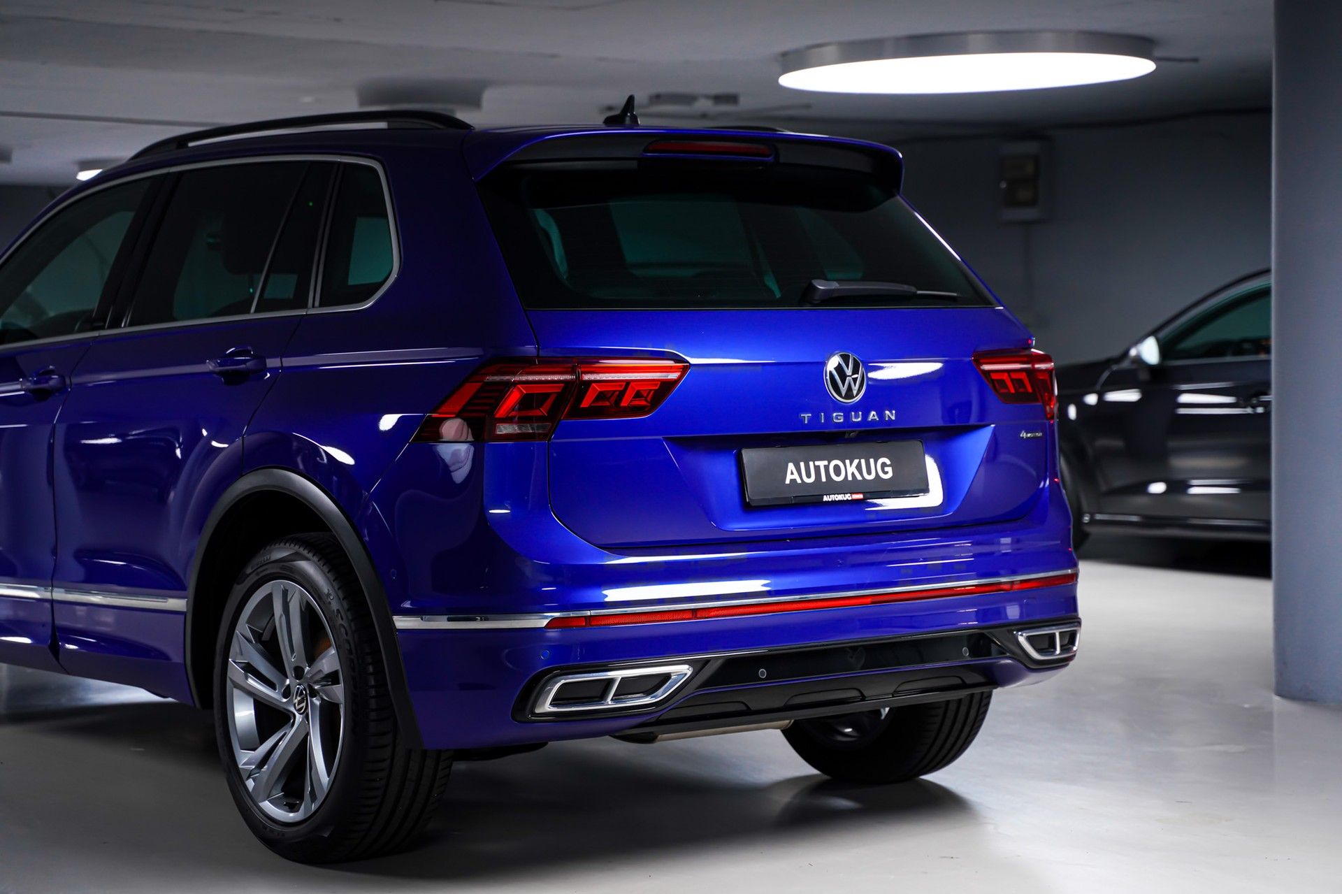 VW TIGUAN 8