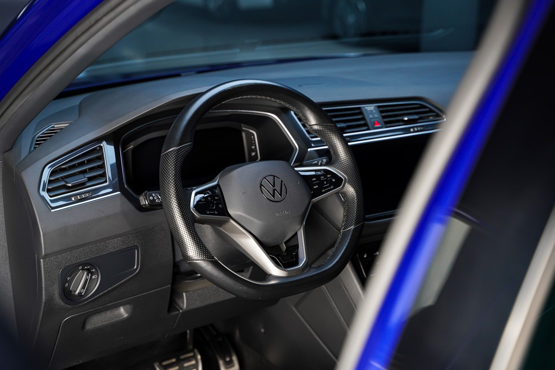VW TIGUAN 10