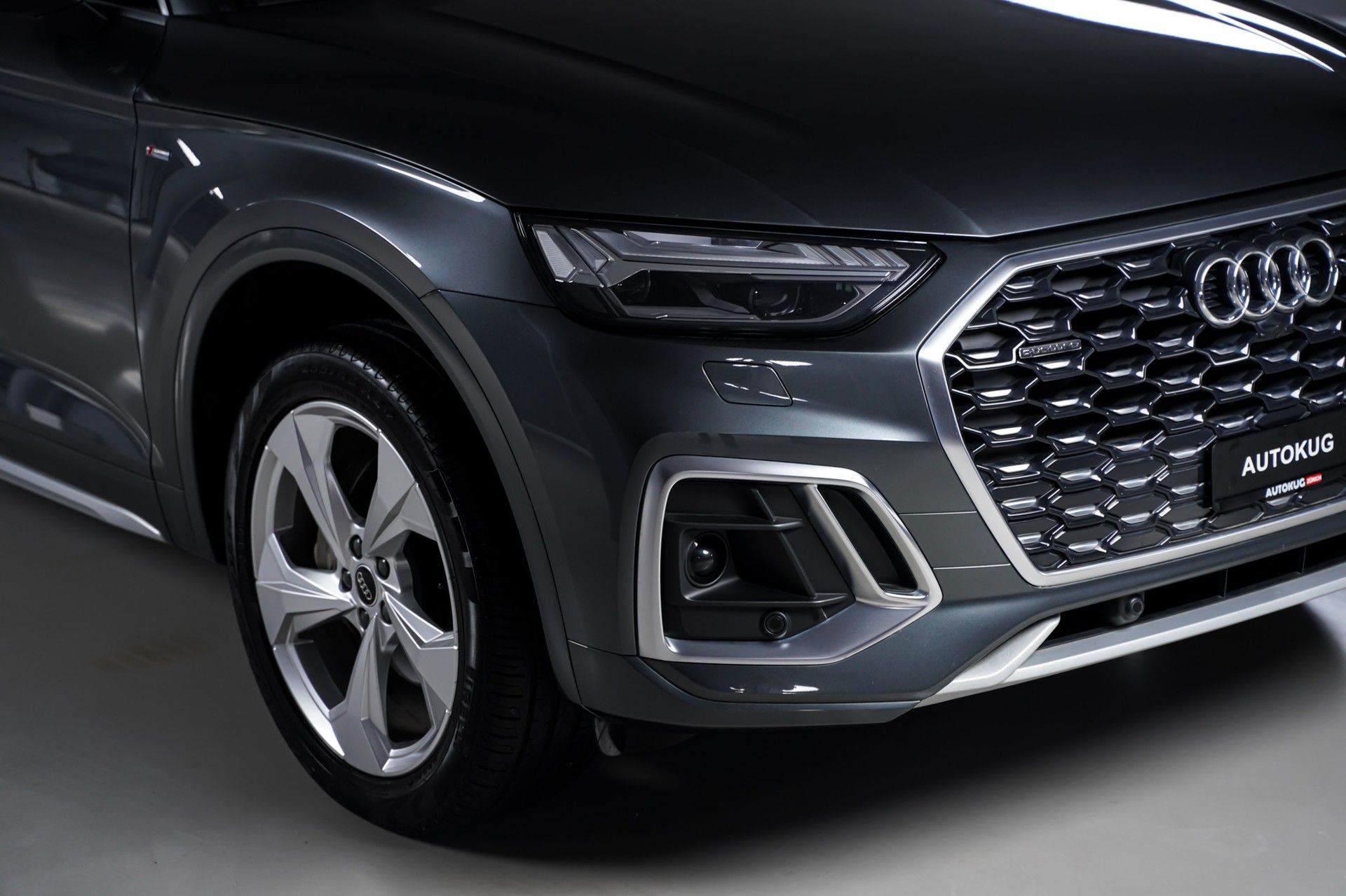 Audi Q5 4