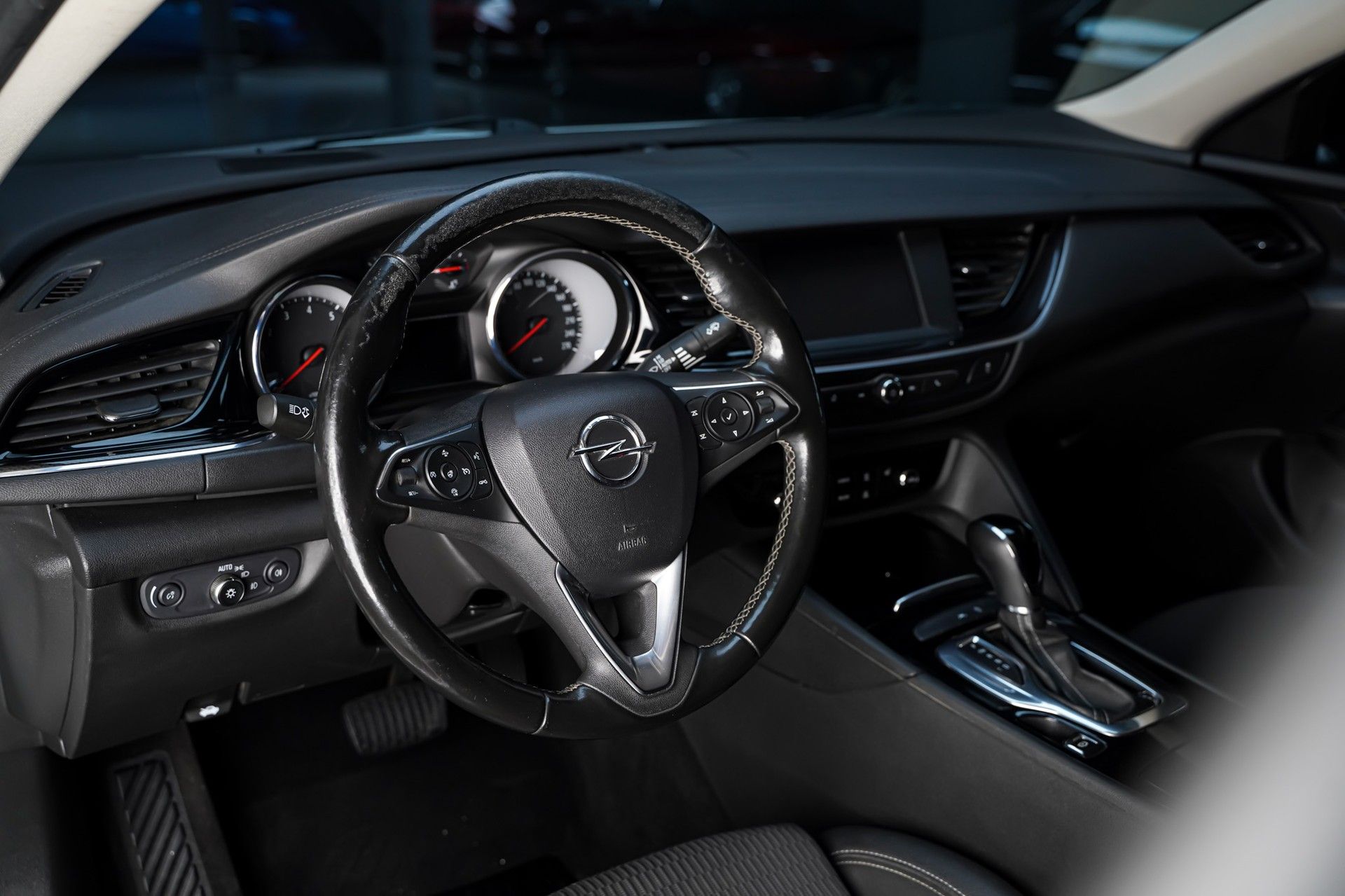 Opel INSIGNIA 9