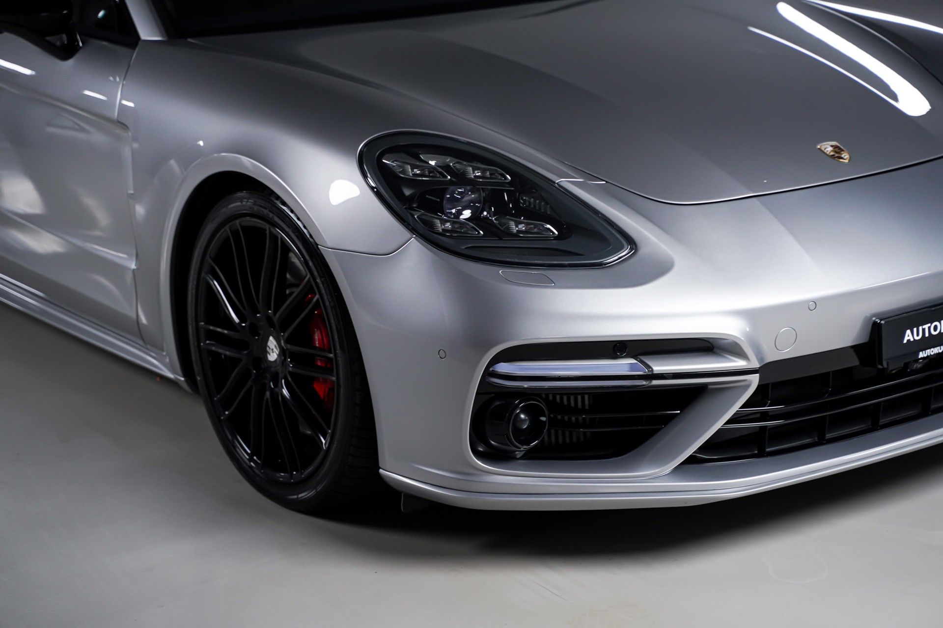 Porsche PANAMERA 4