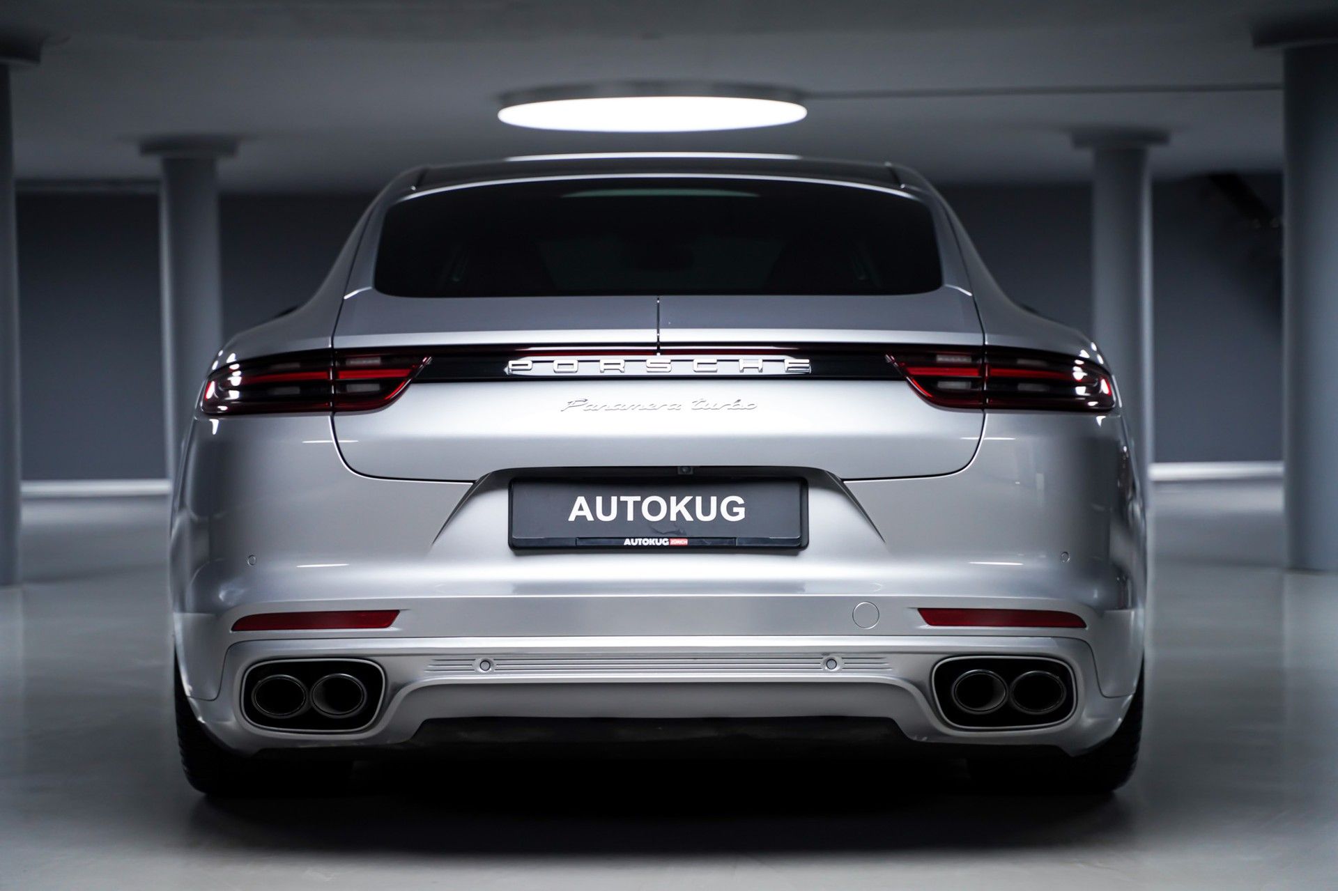 Porsche PANAMERA 6