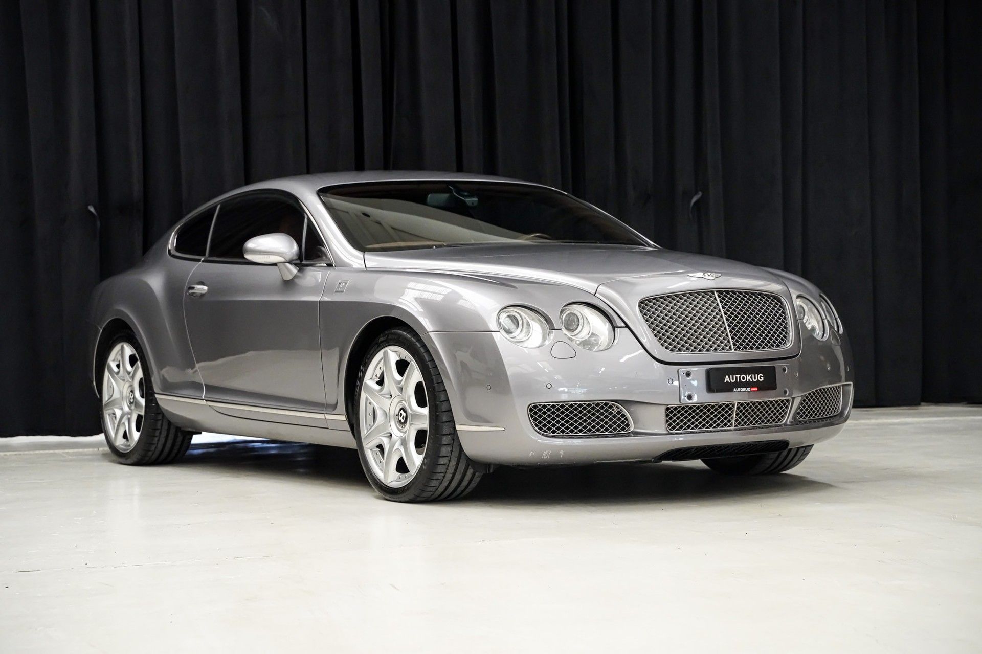 Bentley CONTINENTAL 4