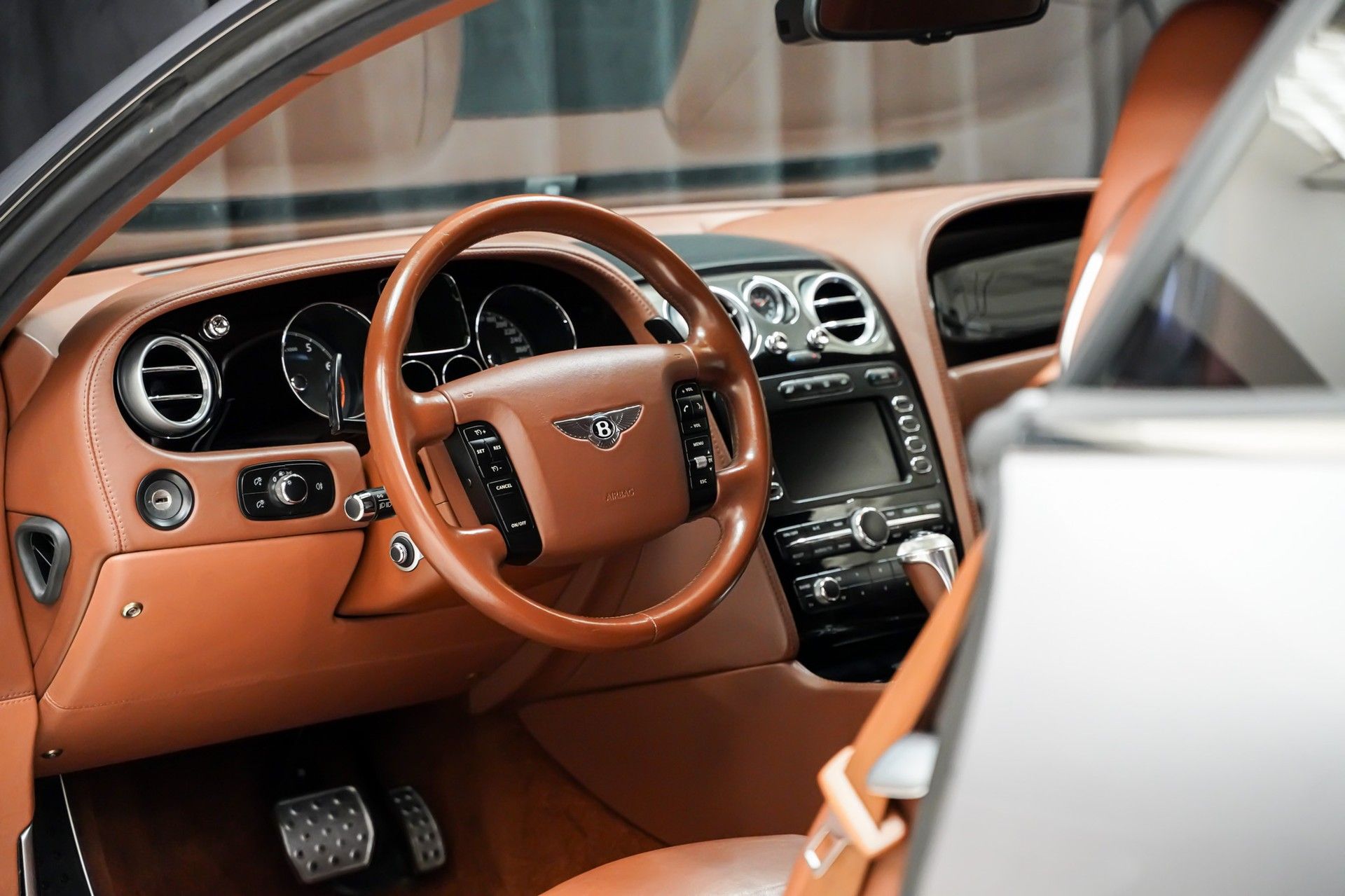 Bentley CONTINENTAL 10