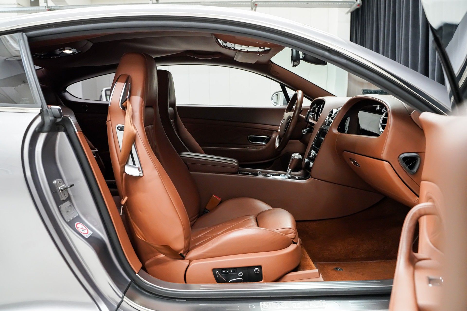 Bentley CONTINENTAL 15