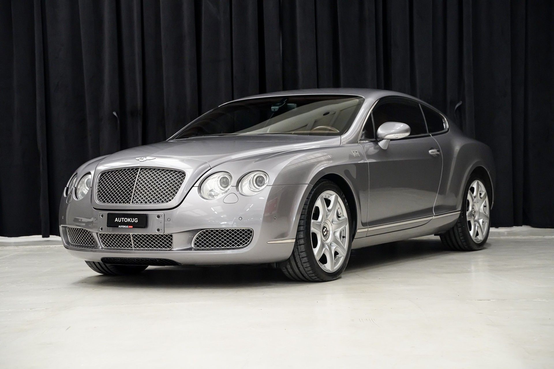 Bentley CONTINENTAL 1