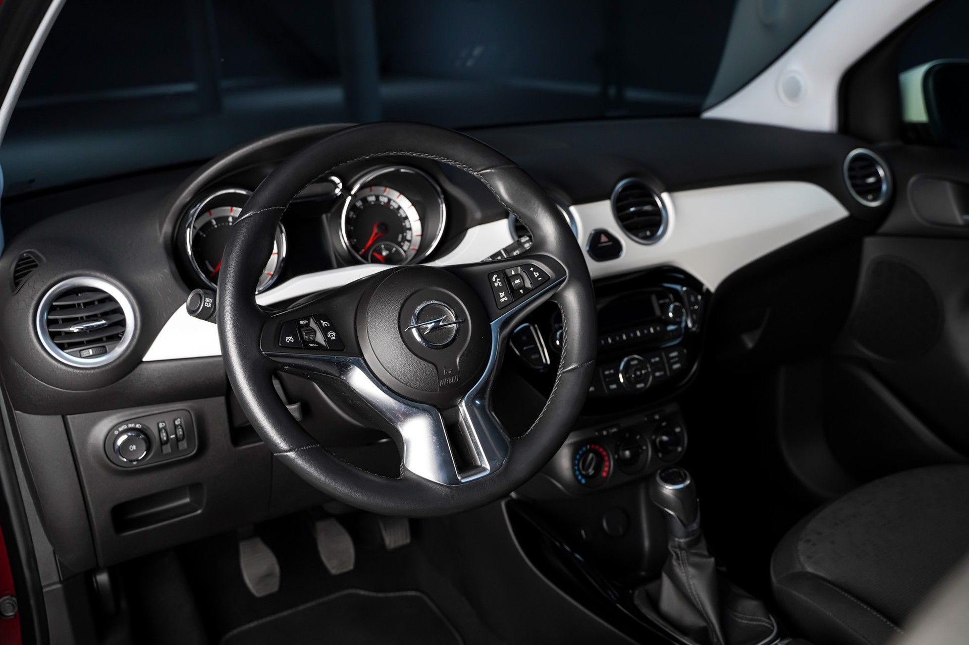 Opel ADAM 9