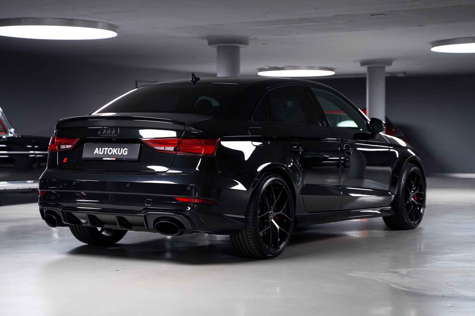 Audi RS3 5